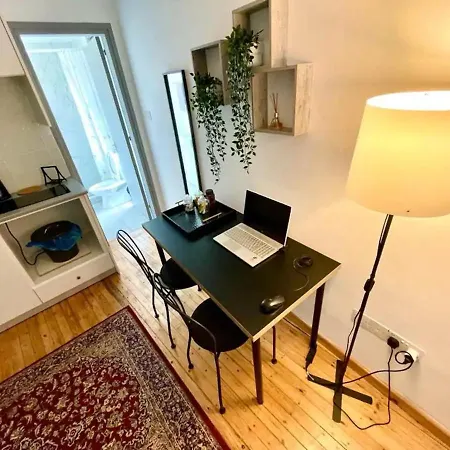 Irida - Down Town Apartmán *